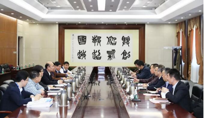 冯永强会见上海电气集团副总裁吕亚臣、陈干锦一行 